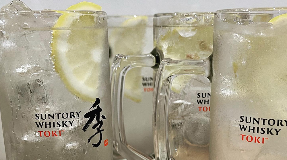 Whisky Gallery Table 06